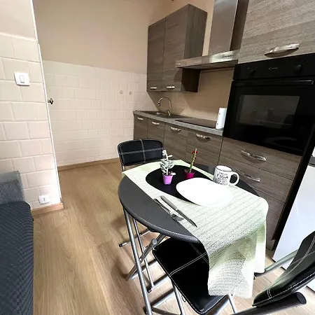 A Due Passi Dal Mare Apartment *
